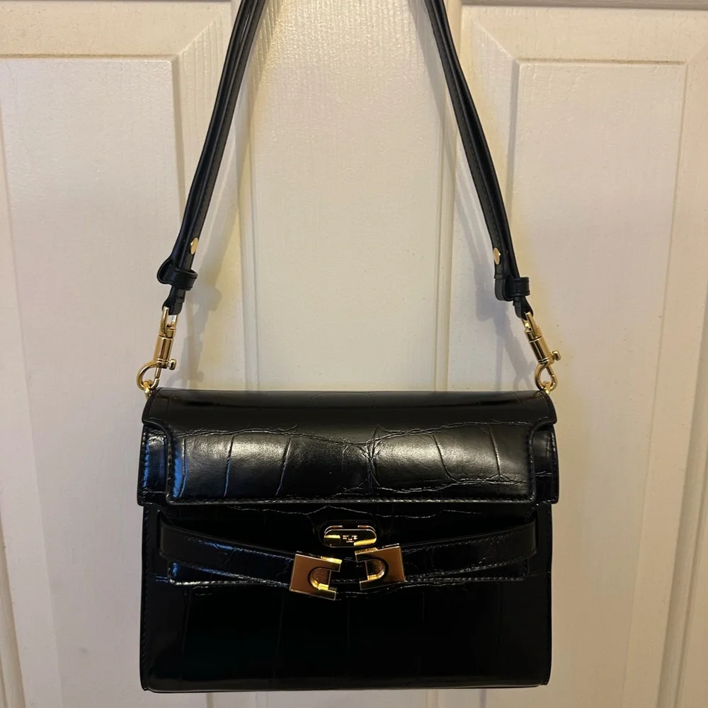 Tory Burch Lee Radziwill Shoulder Bag in Black Croc-Embossed Leather - Picture 9 of 16